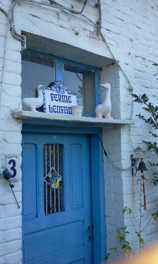 Gasthaus Ferme Lenfant Ville-Pommeroeul Exterior foto